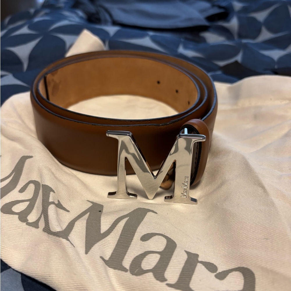 MaxMara Tan Leather Belt with Silver M Buckle